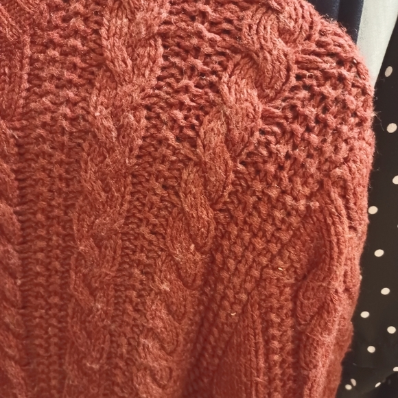 Red Cable Knit Sweater - Picture 3 of 3